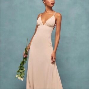 NWT Reformation Modena dress in champagne- Size 6. New with tags.